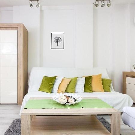 Urban Nest Apartments Lazarza 3 Krakow Bagian luar foto